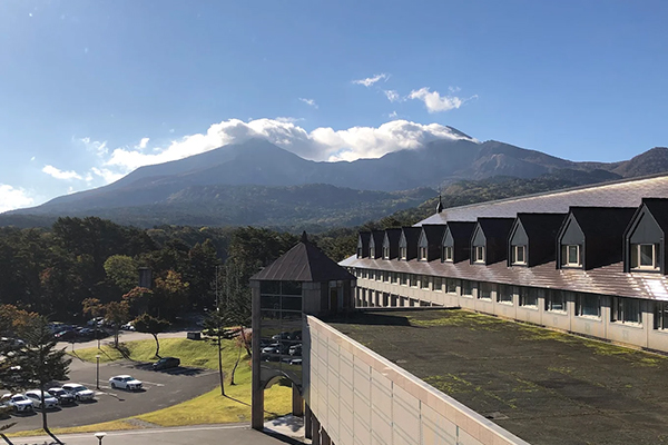 磐梯レイクリゾート迎賓館 貓魔離宮