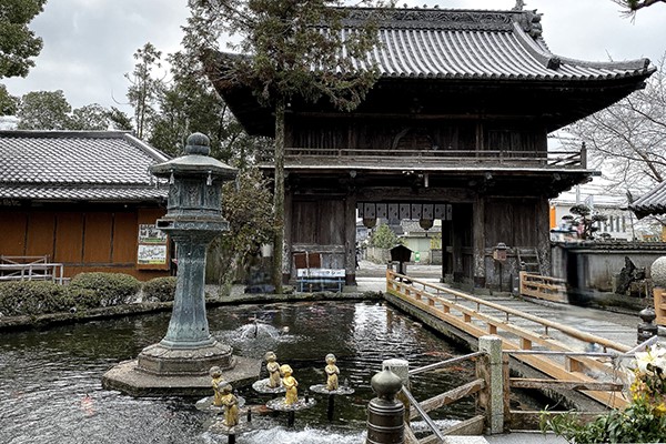 第一番札所靈山寺